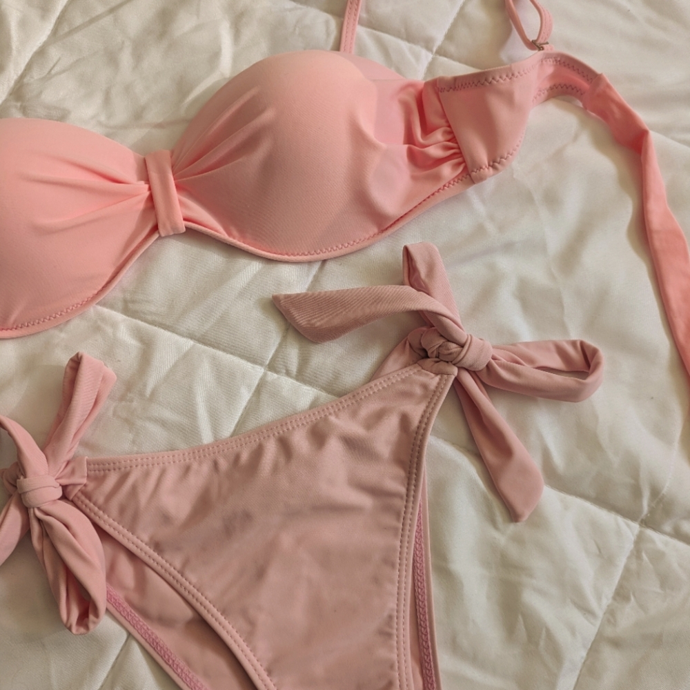 Pink Bow Bikini Set - Picture 3 of 7